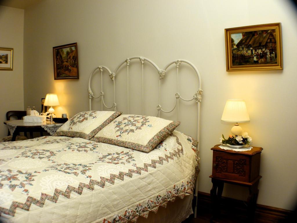 Doctor'S House B & B Tara Habitación foto