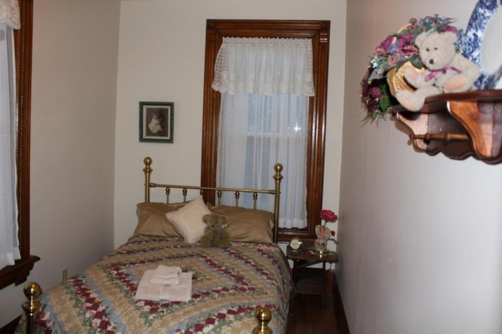 Doctor'S House B & B Tara Habitación foto